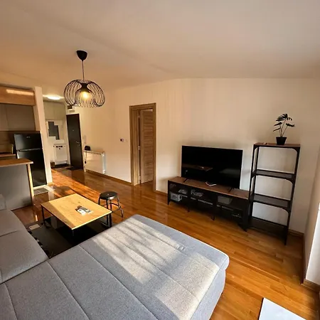 Tiffany * ベオグラード